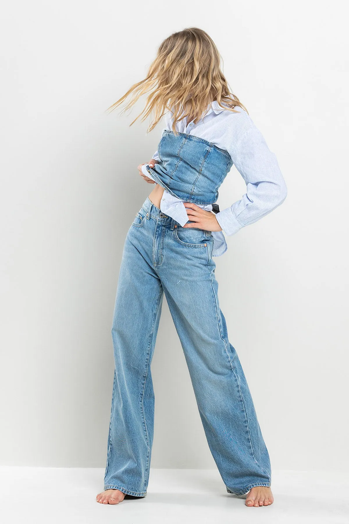 HIGH RISE WIDE LEG JEANS IN MEDIUM LIGHT  / SP-P11744-ML